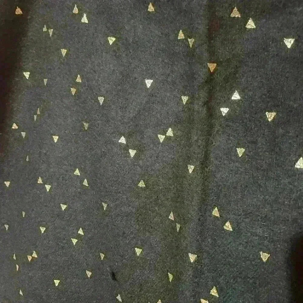 Hollister Shawl - Picture 3 of 4